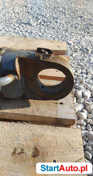 93456063-u50-silownik-hyd-1738-akcesoria-kielce-sprzedam-525061659