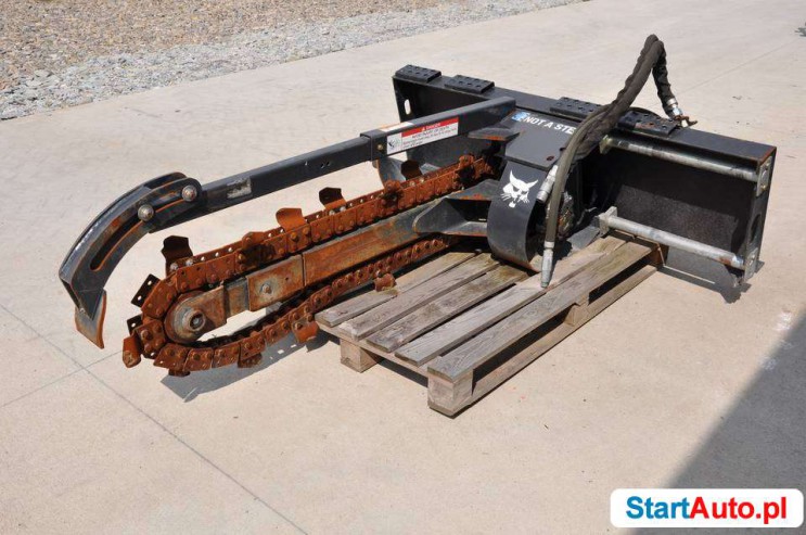 bobcat-koparka-lancuchowa-ghell-komatsu-umt-517381123-1