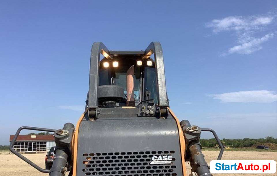 case-2050m-xlt-1770h-warszawa-532932791