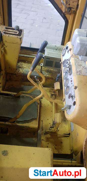 caterpillar-cat-d4-spych-spycharka-blotniak-11t-pleszew-519702591