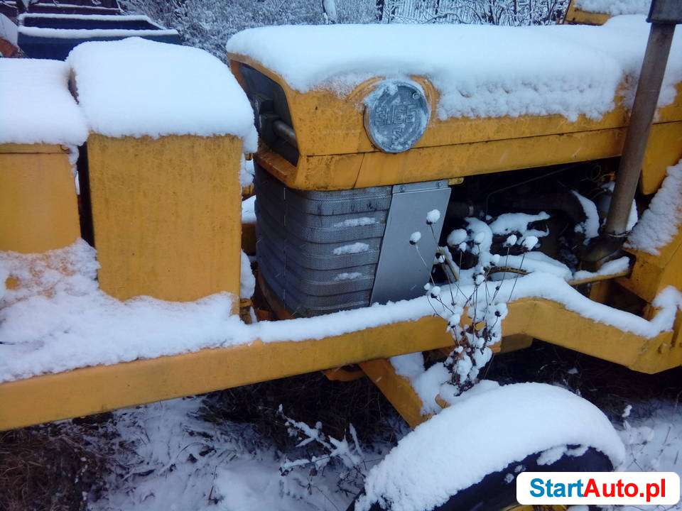 ciagnik-koparka-massey-ferguson-3165-motoryzacja-rutki-kossaki-sprzedam-538823816