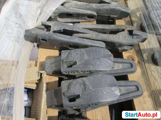 jarzma-na-zab-zeby-lyzki-do-koparki-volvo-ew140-521011796-1