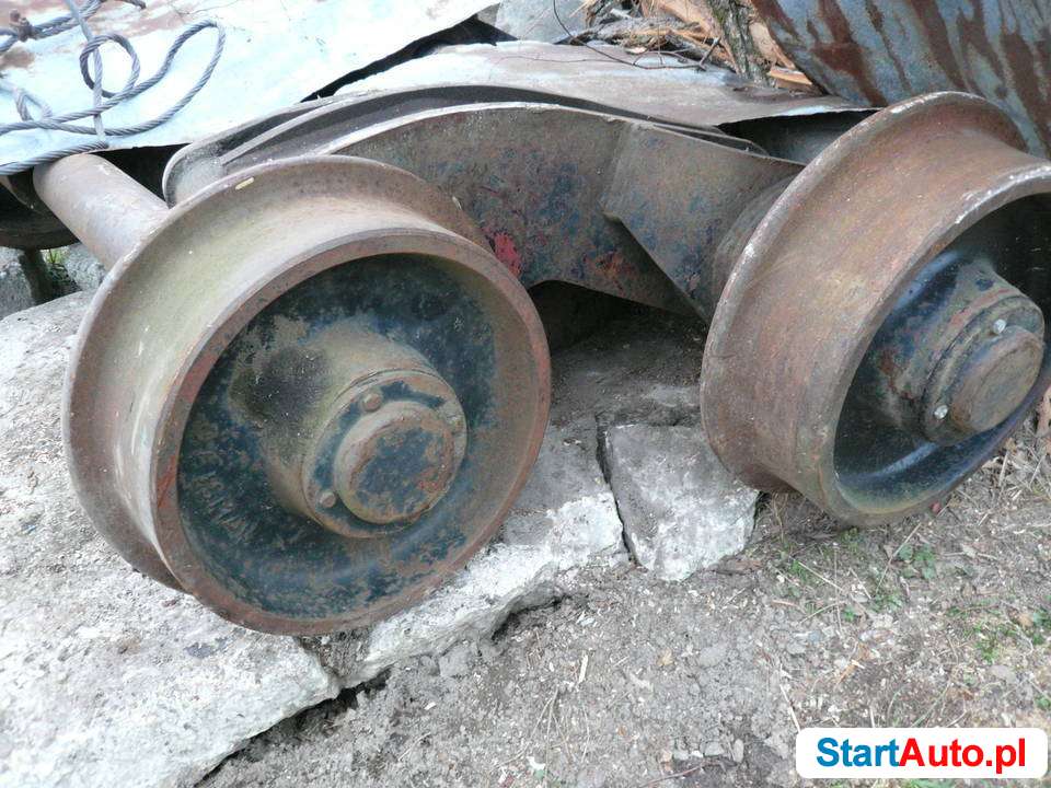 kola-z-osiami-na-tory-do-koparki-lubartow-541862710-1