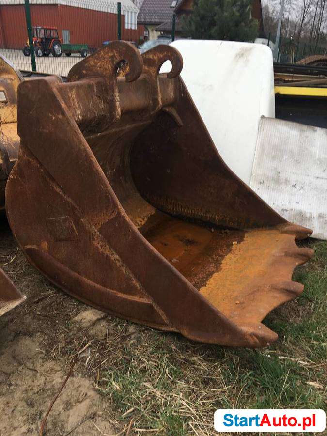 lyzka-caterpillar-bialystok-538287465-1