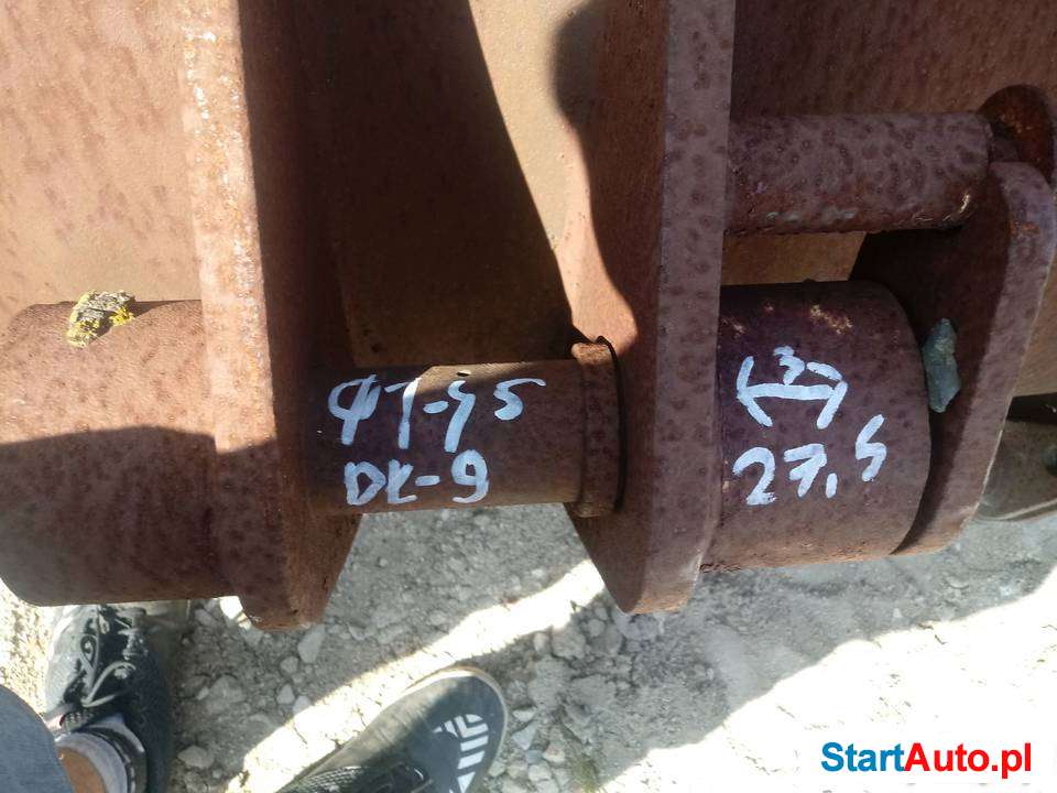 lyzka-hanomag-2m-200-1095-38-zeppelin-akcesoria-swietokrzyskie-kielce-sprzedam-502232902