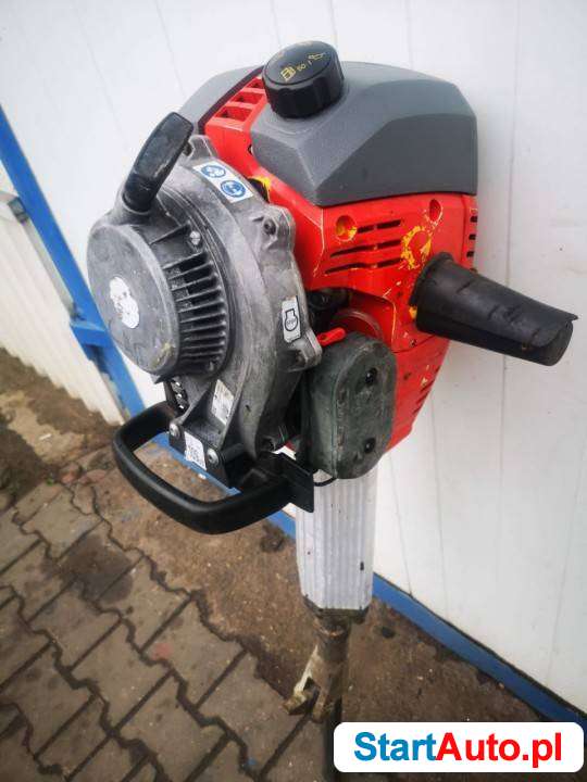 mlot-udarowy-spalinowy-wacker-neuson-bx65-28×160-tlukawy-541931462-1