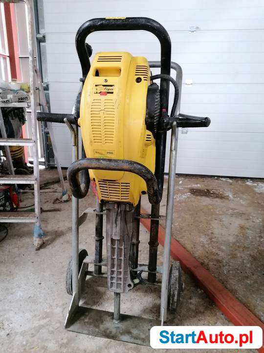 mlot-wyburzeniowy-spalinowy-marki-atlas-rok-produkcji-2010-trzebielino-539355572