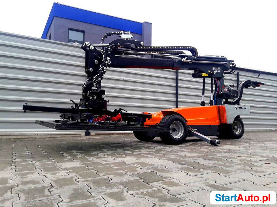 prozniowy-robot-montazowy-do-wszelkiego-rodzaju-pelny-vat-kozy-513708045-1