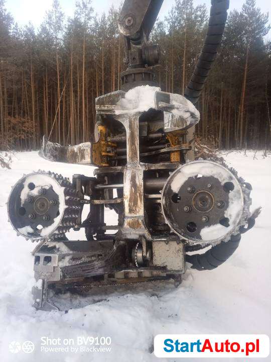 sampo-sr1046-harvester-541796710