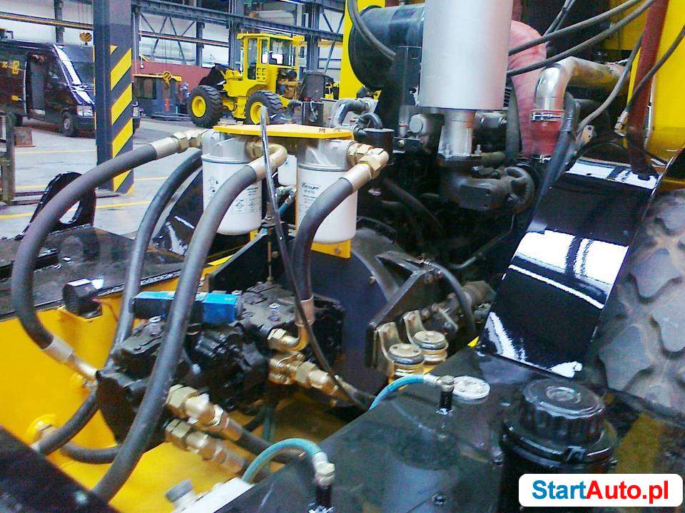 sprzedajemy-walec-wibracyjny-13-ton-lodzkie-kompina-sprzedam-490206609