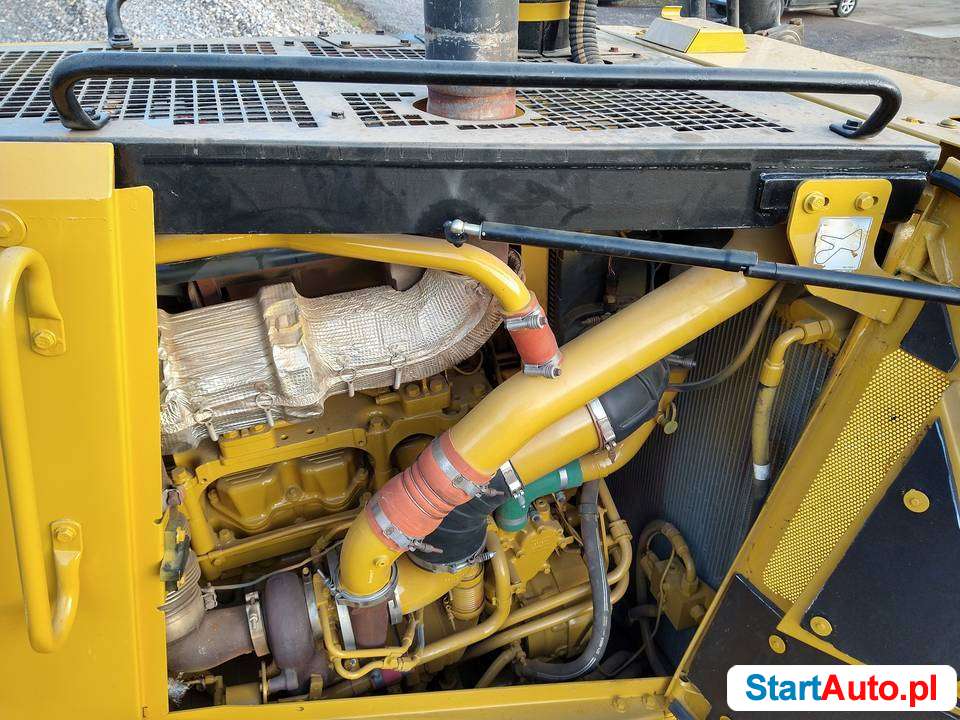 sprzedam-spycharka-cat-d8t-2011r-belchatow-538434030