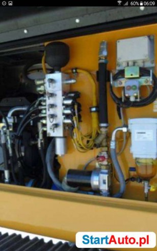 vat0-koparka-gasienicowa-liebherr-r-924-wlc-warszawa-534745493