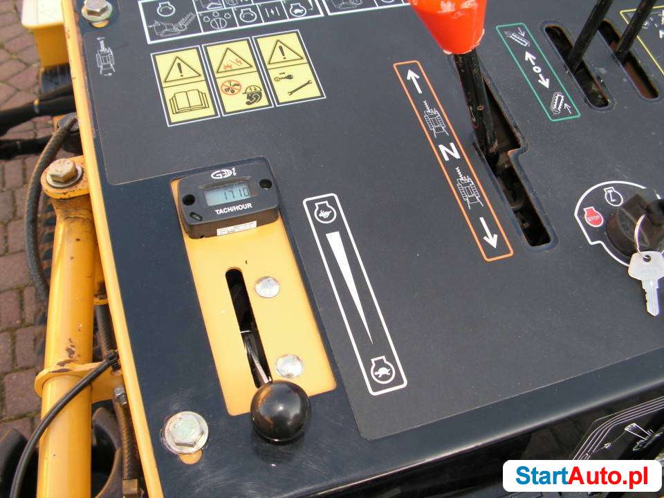 vermeer-rtx250-minikoparka-lancuchowa-535327612