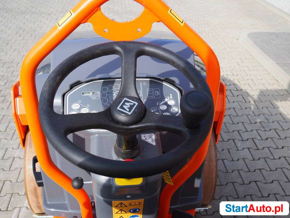 walec-drogowy-gladki-2-bebny-wibracyjne-zasobnik-steszew-sprzedam-541917463