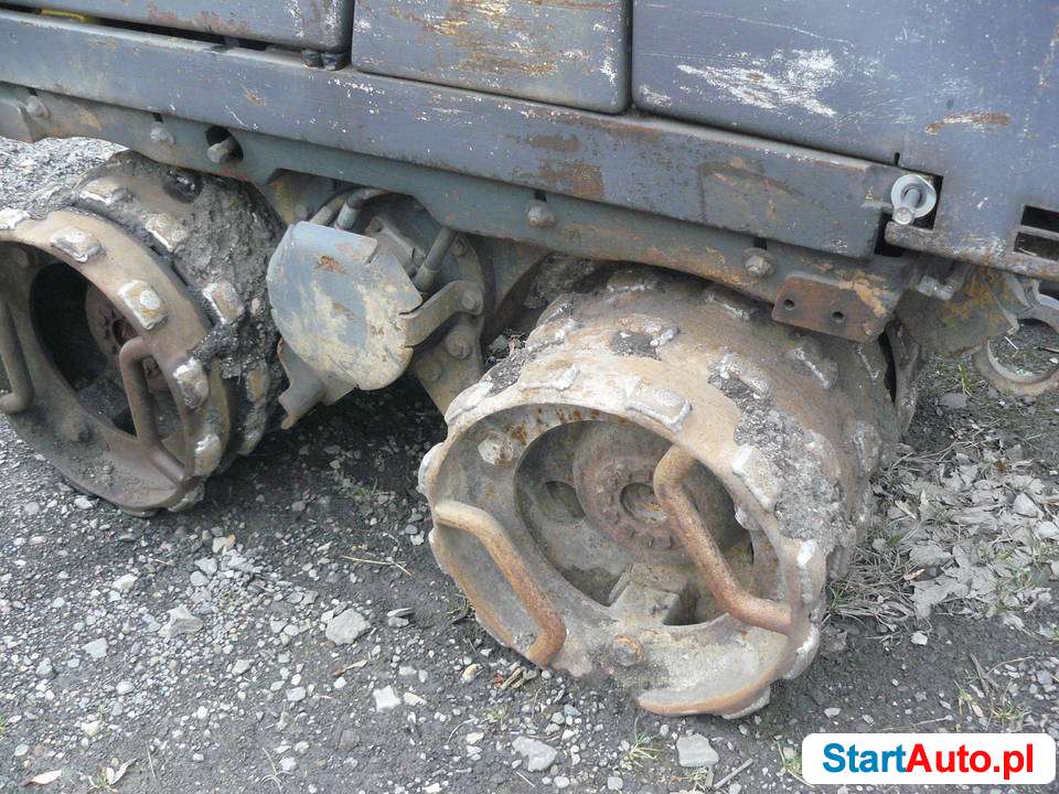 walec-okolkowany-bomag-bmp-851-do-wykopow-r-2002-krakow-533896045