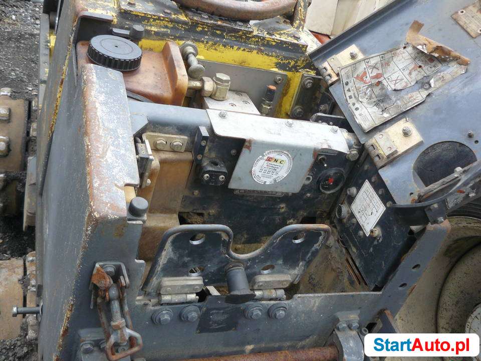 walec-okolkowany-bomag-bmp-851-do-wykopow-r-2002-krakow-533896047