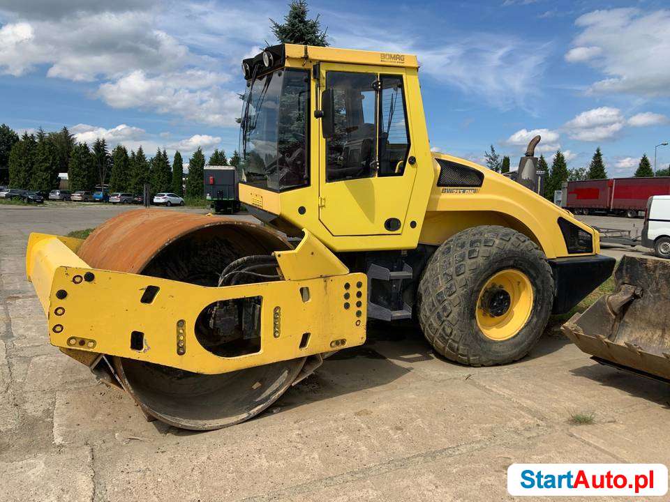 walec-stal-guma-bomag-bw213-dh4-malopolskie-gorlice-531468415