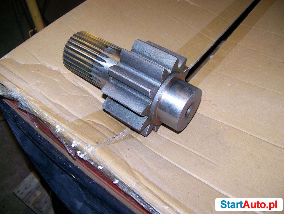 walek-zebatka-reduktora-bocznego-do-t130-kozery-503806746-1
