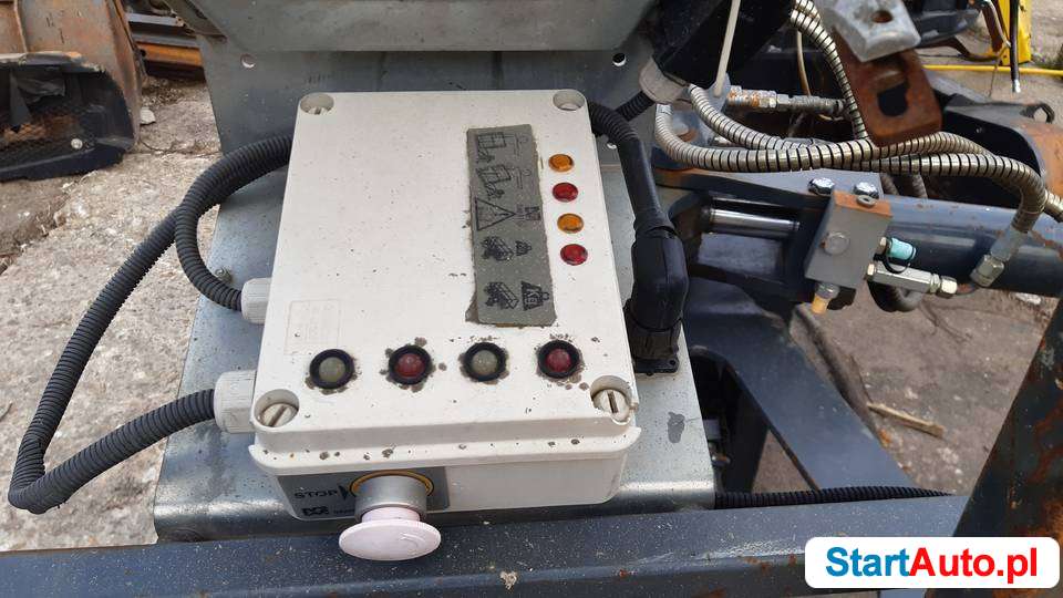 wieza-swietlnasmc-tl-90-agregat-pradotworczy-zaklikow-527836585