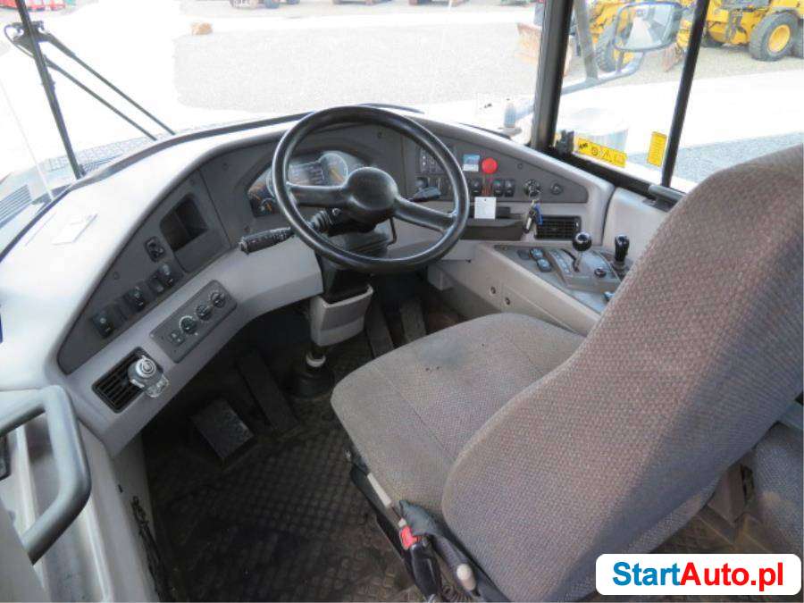 wozidlo-volvo-6×6-wywrotka-491910061